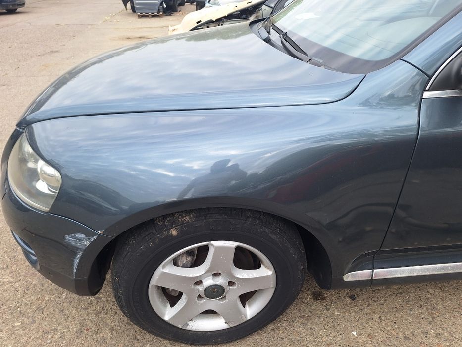 Aripa stanga fata VOLKSWAGEN TOUAREG 7LA, 7L6, 7L7 2002 - 2006 , gri L