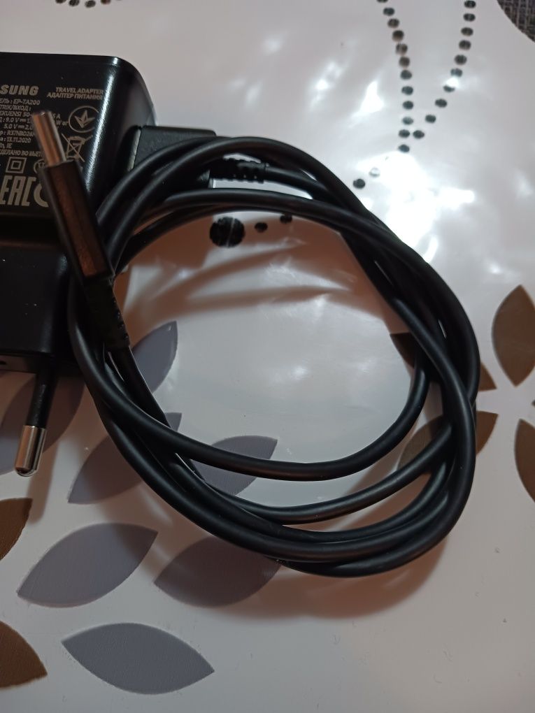 Зарядно Samsung  Adaptive Fast Charge Type C 15 лв  Броя Остана само 1