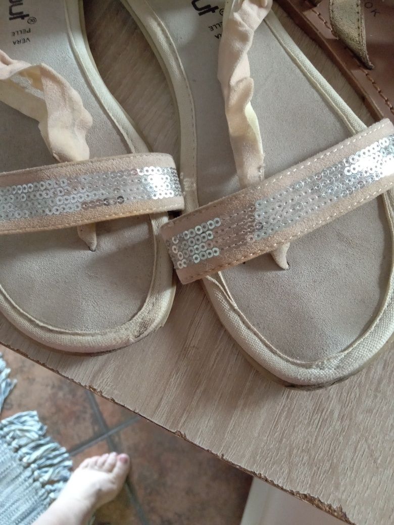 Sandale 37de vara