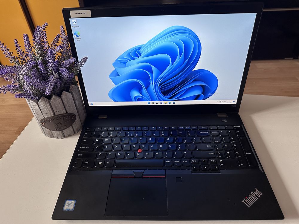 Lenovo ThinkPad T590 16”, Business, i7, 16GB RAM, 500GB Stocare