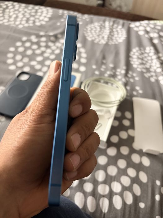 Iphone 13 128G       €