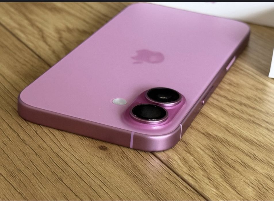 Iphone 16 128 GB Pink Гаранция