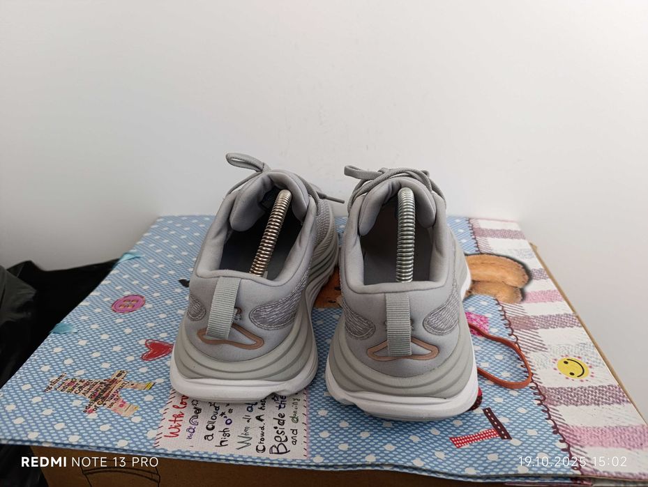 Hoka One One W Gaviota 5''оригинални дамски маратонки 38.5 номер