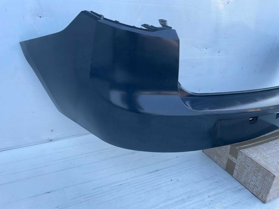 Bara spate Renault Laguna 3 berlina 2007-2015 ca noua originala
