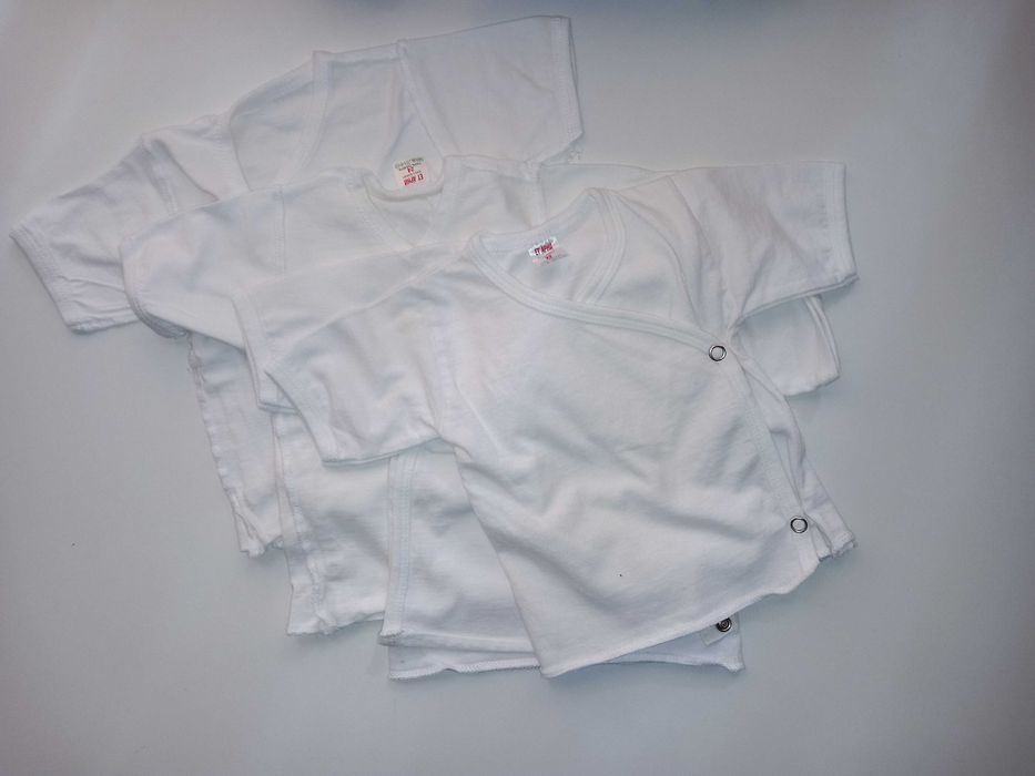 Маркови бебешки бодита с къс ръкав