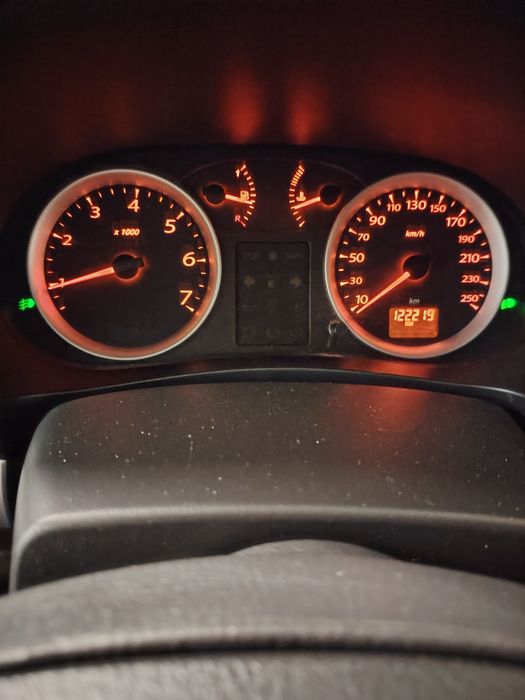 Renault symbol 2 thalia