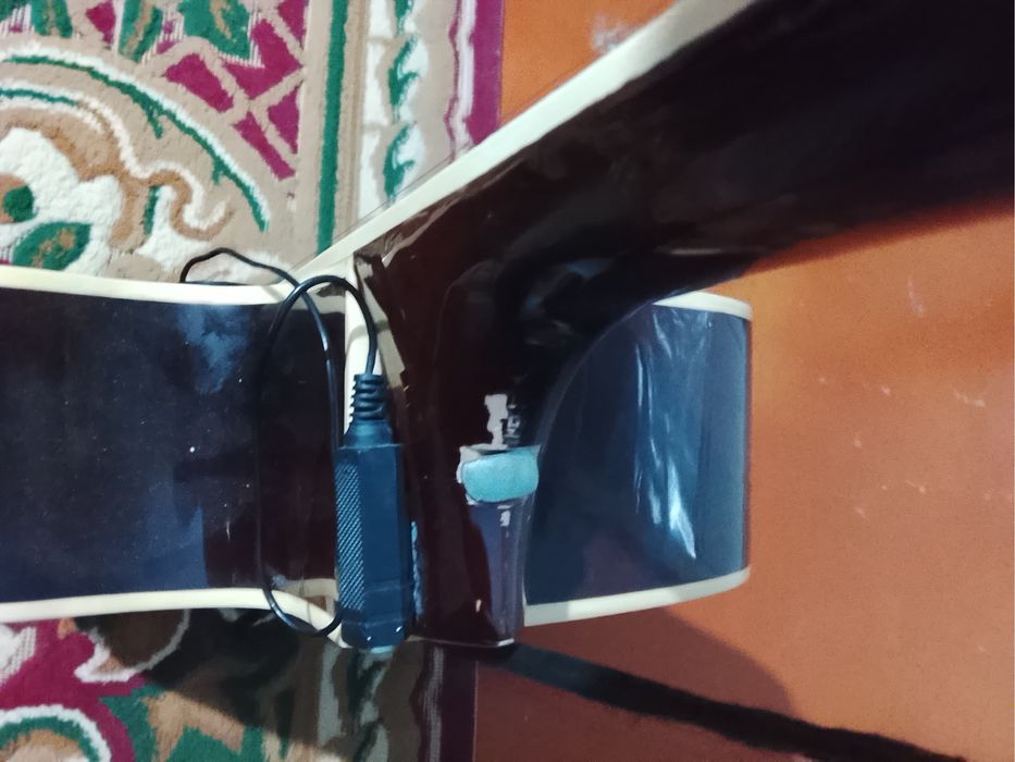 Гитара в хорошием состоянием