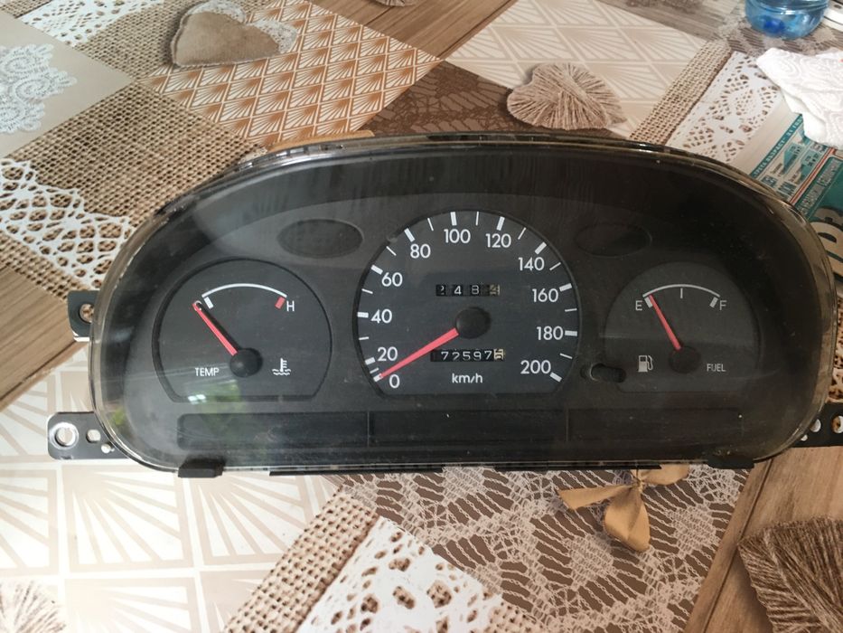 Hyundai Akccent,Хюндай Акцент-на части