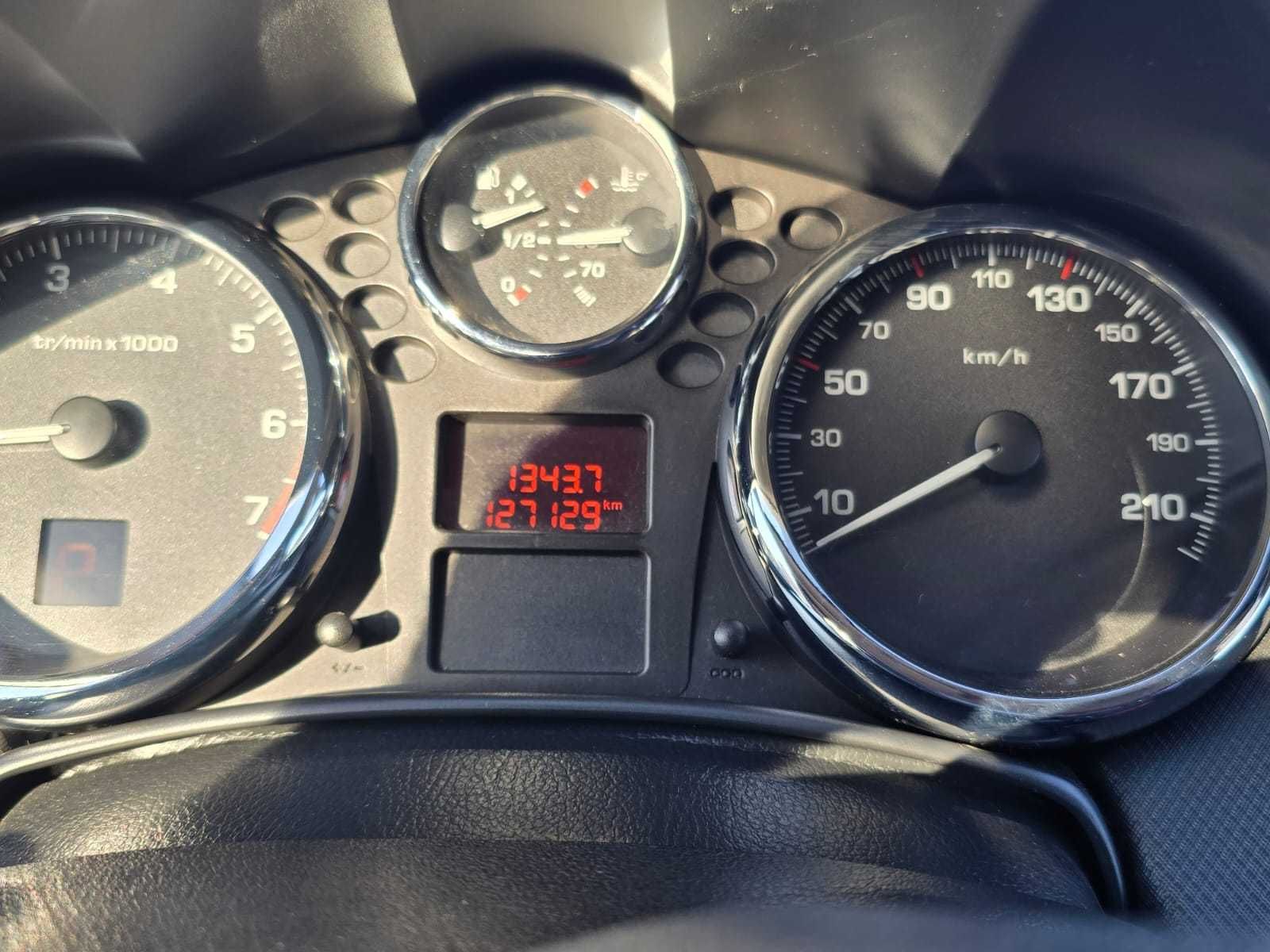 Peugeot 207 automata 1.6 benzina, 120 cp, an 2008, 127000 km