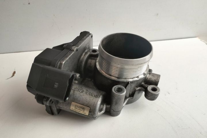 Clapeta acceleratie  03L128063R Volkswagen VW Passat B7 seria