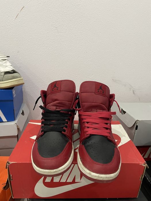 Vand Jordan 1 mid