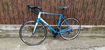 Cursieră Giant Defy