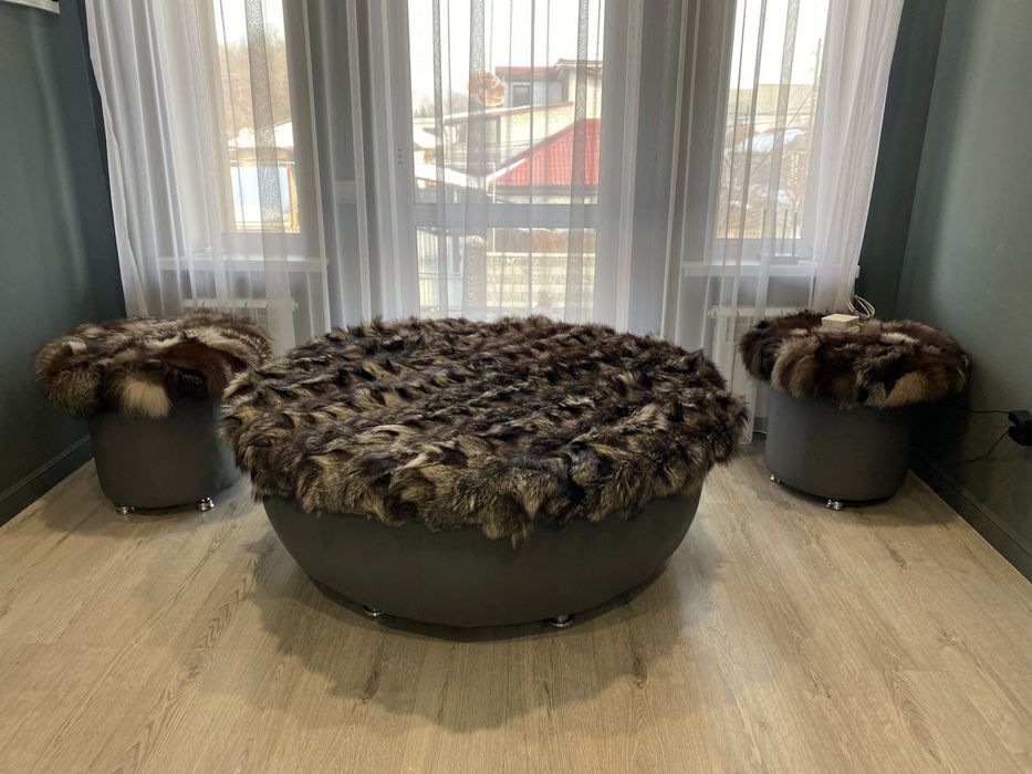 Пуфы, пуфики из натурального меха волка