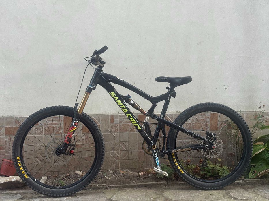 Продавам планински велосипед Santa Cruz