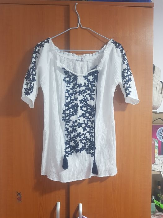 Bluza dama cu model