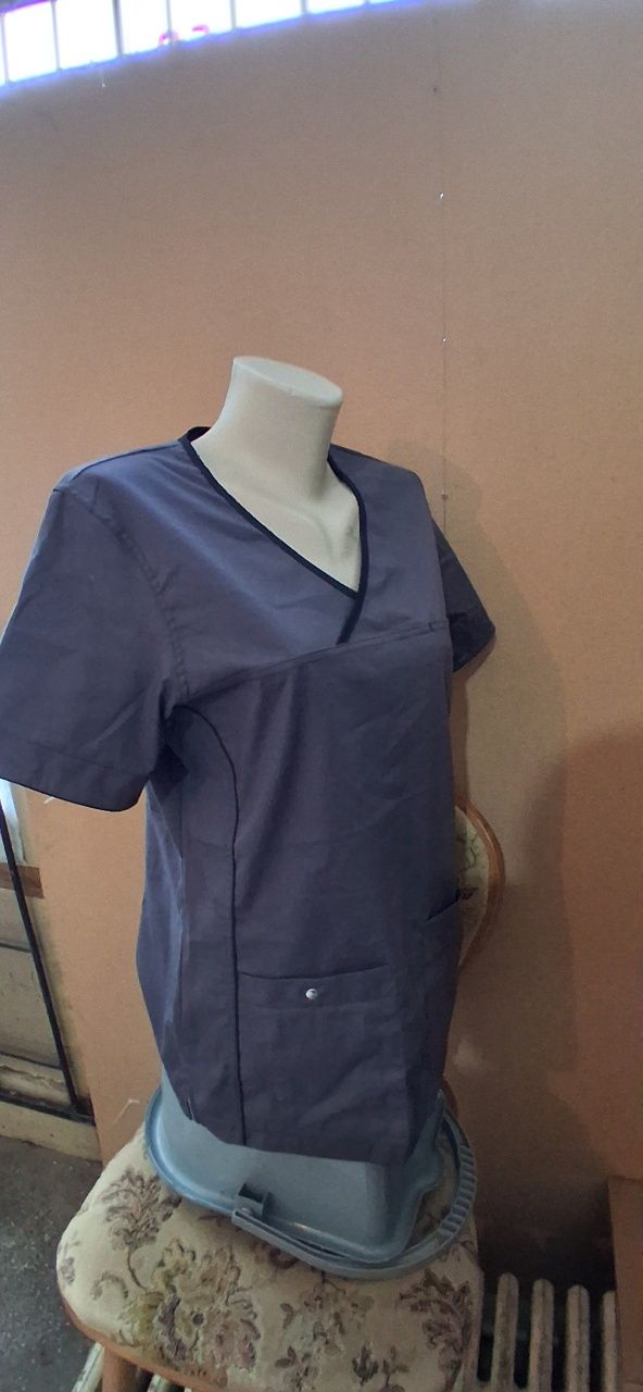 Halat medical pentru femei de la Prexis mărimea s