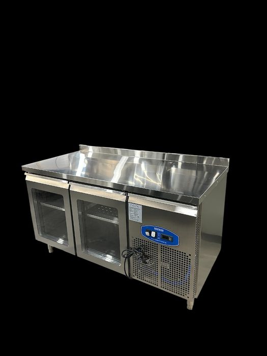 Промышленная холодильник столь