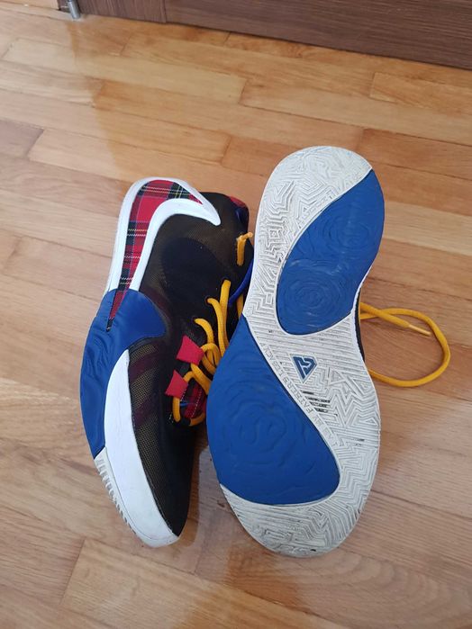 Adidasi nike freak 1,marime Eu41,conditie buna-200 ron