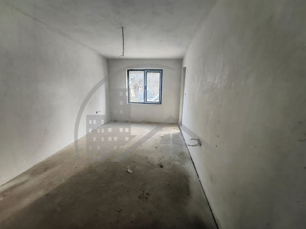 Продава се Двустаен апартамент в Варна, Виница - 85 кв.м за 900 €/кв.м - Снимка #4
