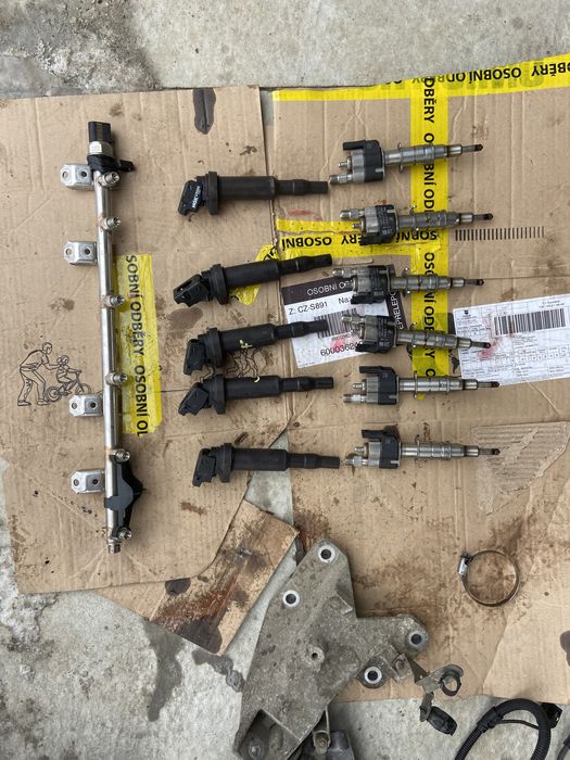 Dezmembrez piese accesorii motor Bmw 335i N54 3.0i bi turbo 306 cp