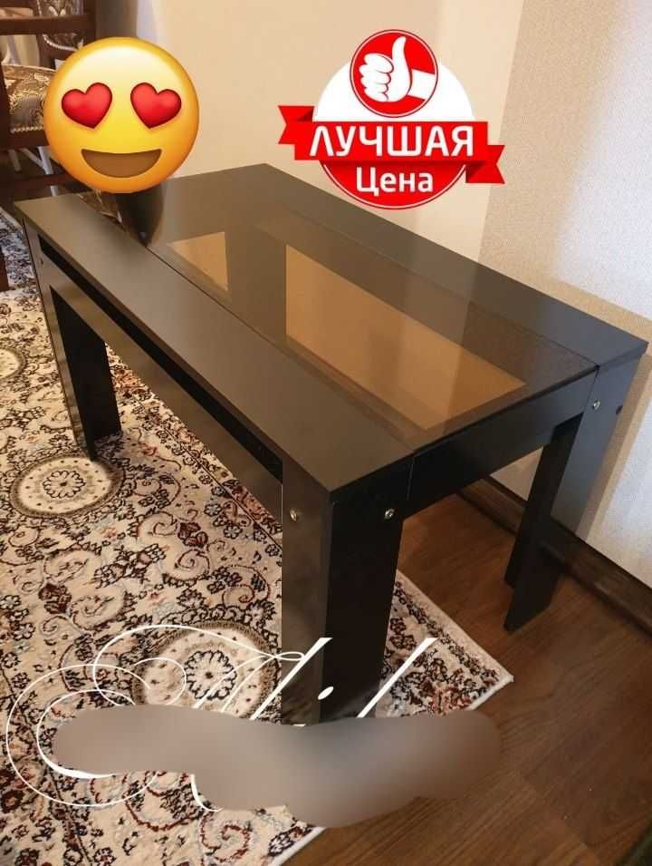 Журналний столик в стиле hi-tech