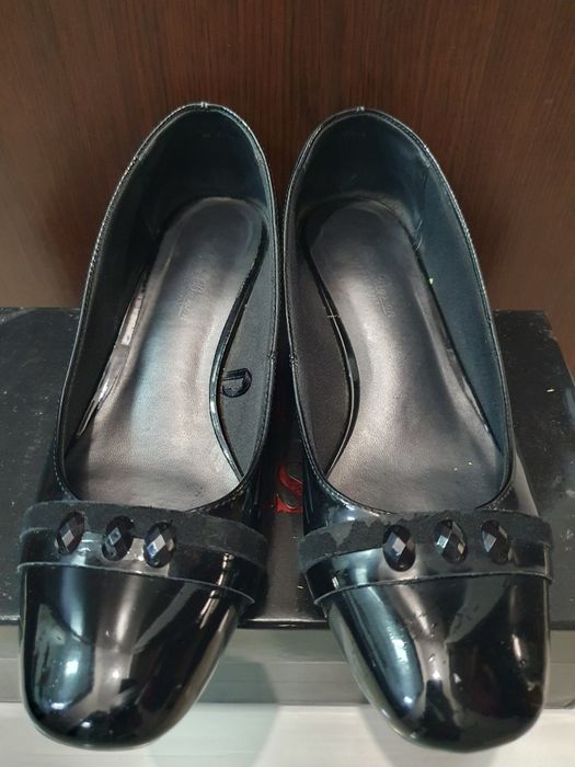 Pantofi piele ecologica lacuita nr 38