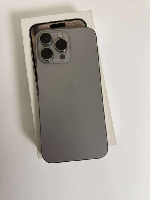 Vand Sau Schimb IPhone 15 PRO Max Natural Titanium 256Gb Neverlocked