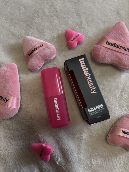 Huda Beauty Грим