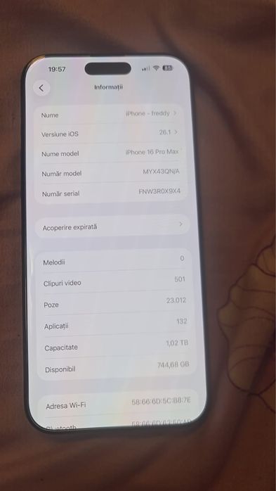 Vand iphone 16 pro max 1TB liber retea complet