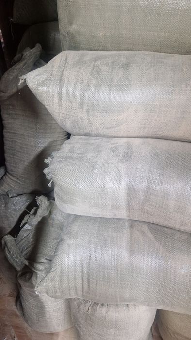 Отдам за 100тенге опилки от мебельного производства