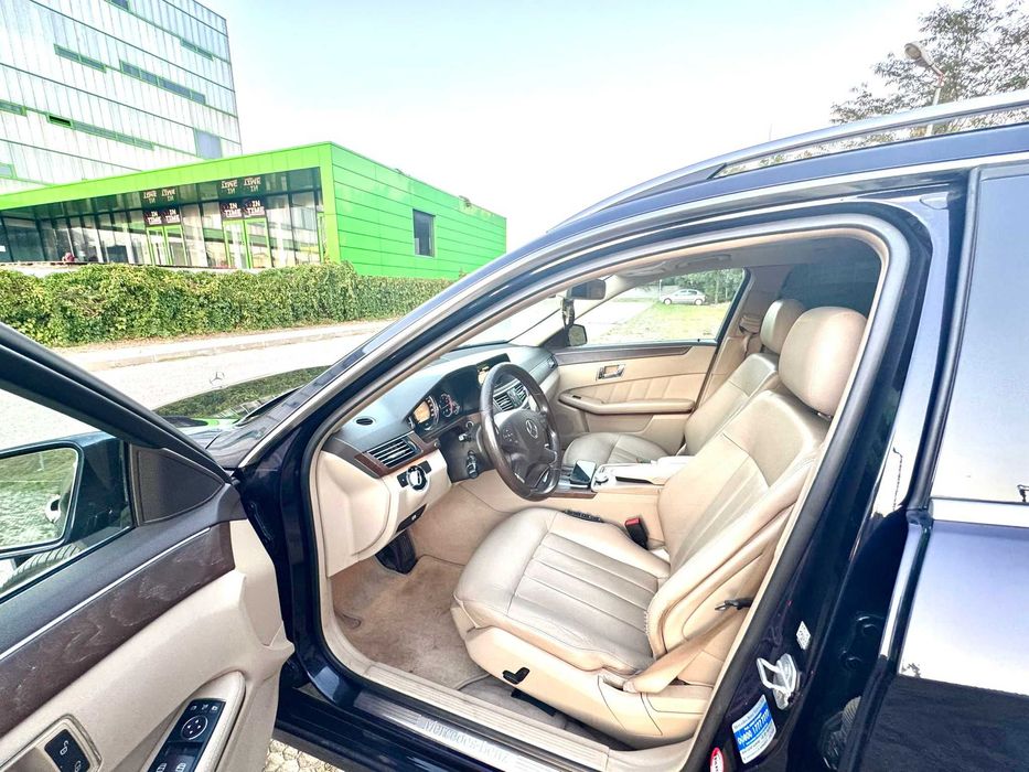 Mercedes-Benz E-Class E250 CDI 204 CP – 7 locuri – Elegance – Automat