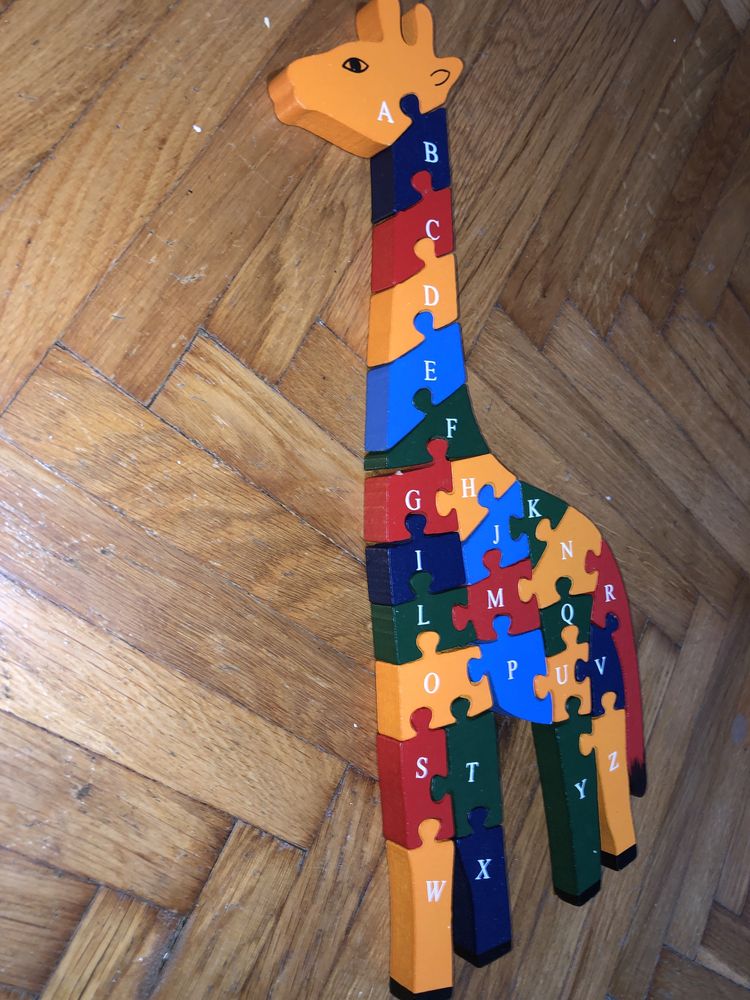 Puzzle pentru copii din lemn cifre si litere model girafa
