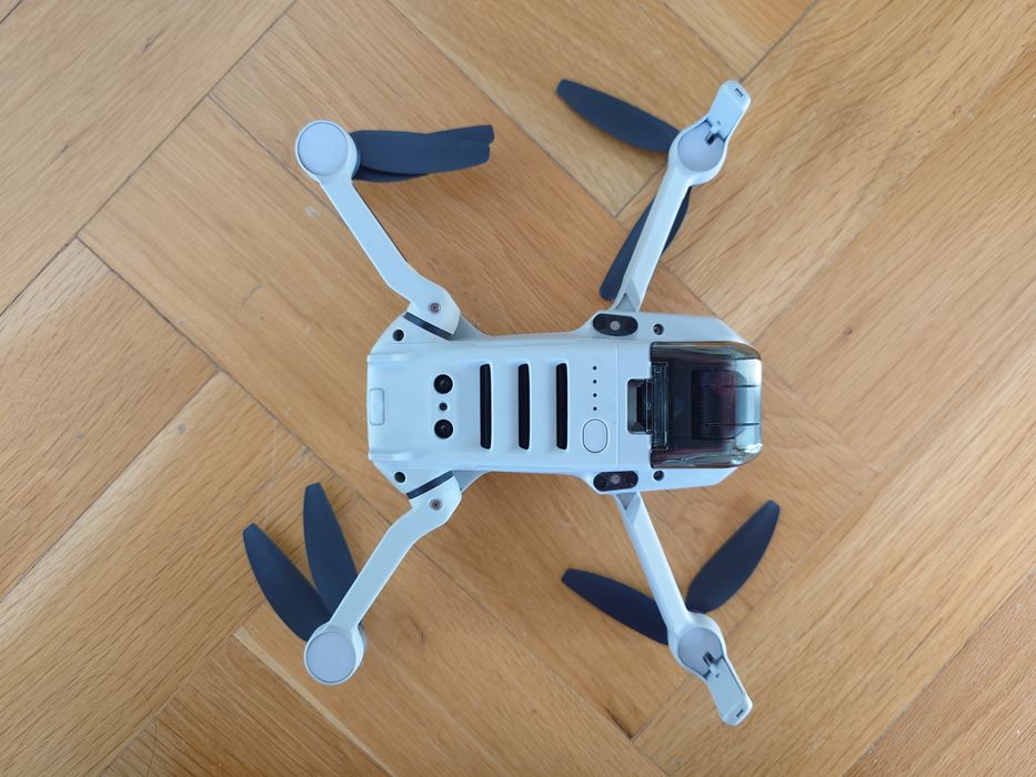 DJI mini 2 fly more combo