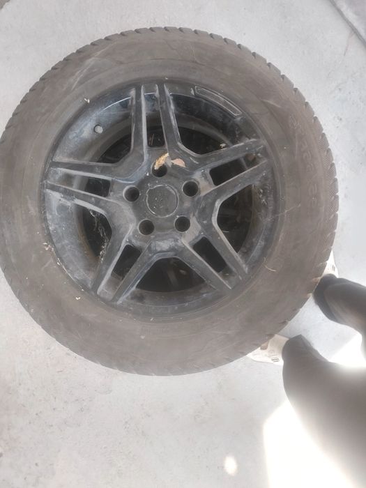 Продаю Шины с дисками