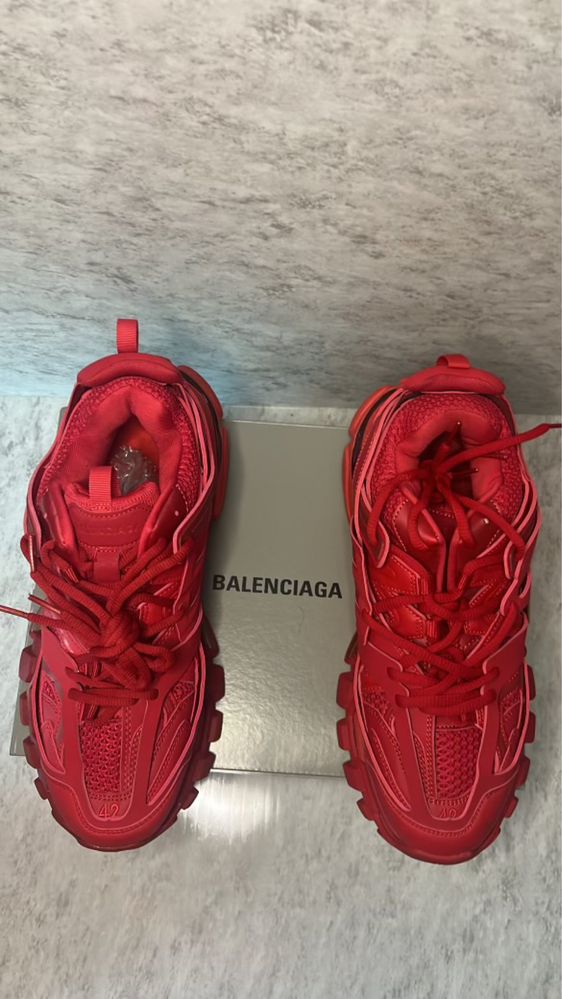 Balenciaga Track RED