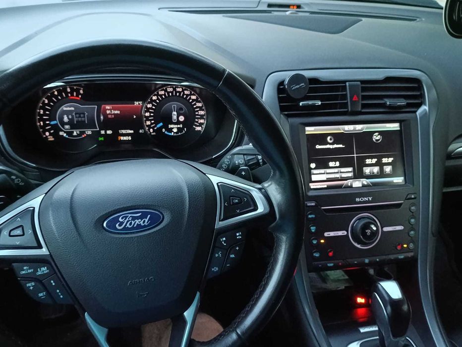 Ford Mondeo mk5 2016 2.0 TDI 210 cai bitutbo automata km reali