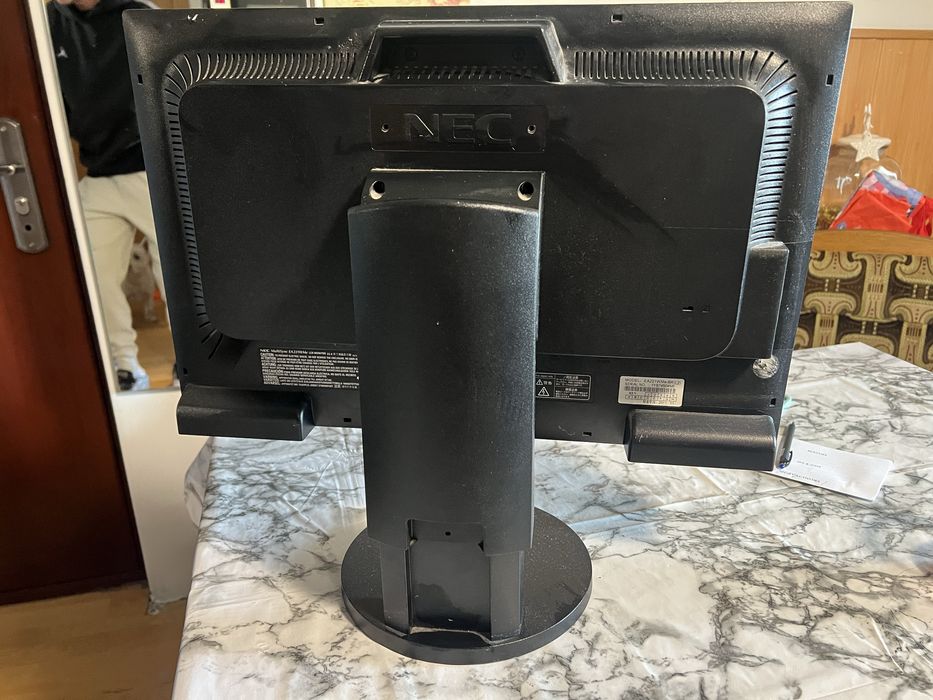 Monitor NEC MultSync EA221WMe