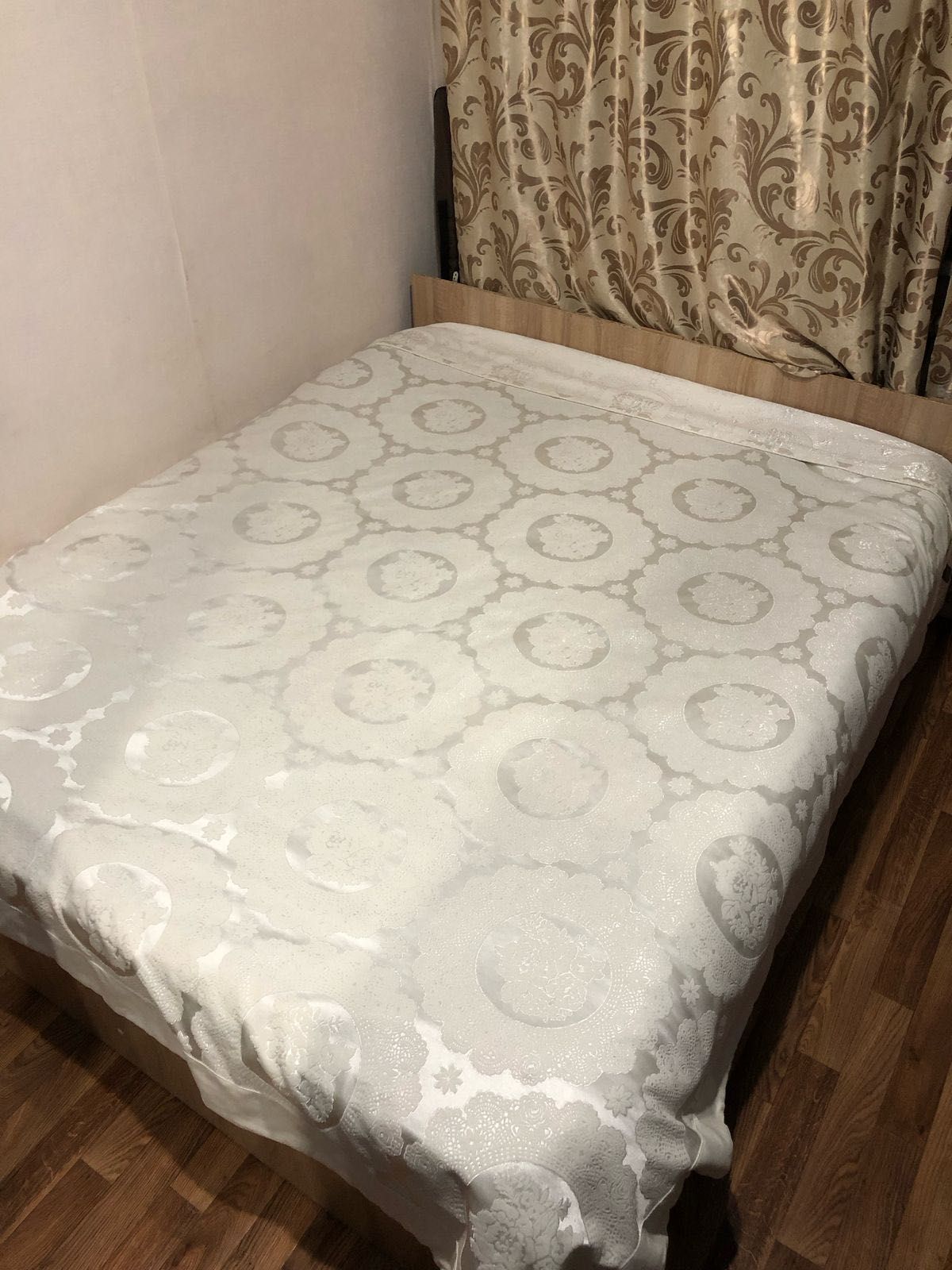 Кровать с матрасом, Матрас отдельно можно использовать