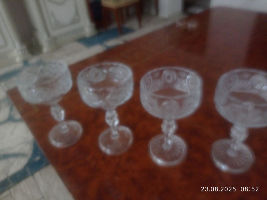 Хрустальная конфетница