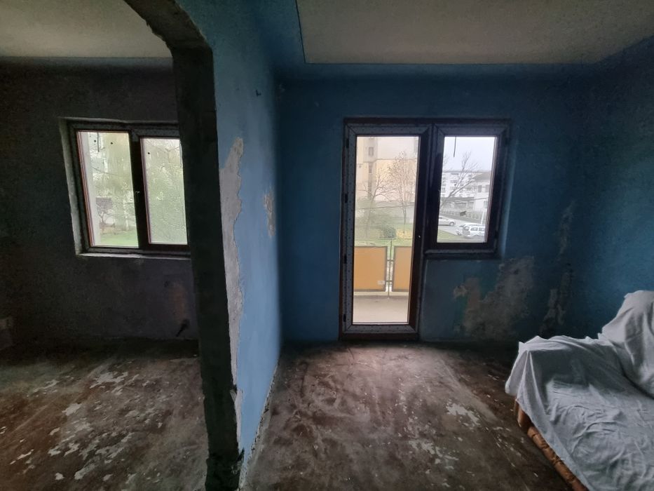 Vând apartament cu 2 camere în Balș