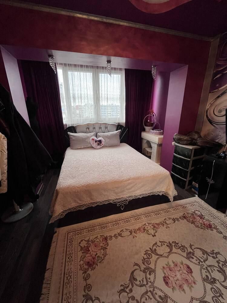 Продава се Тристаен апартамент в Бургас, Меден рудник - зона В - 90 кв.м за 2212 €/кв.м - Снимка #5