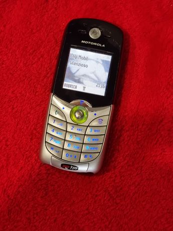 Telefon cu butoane Motorola