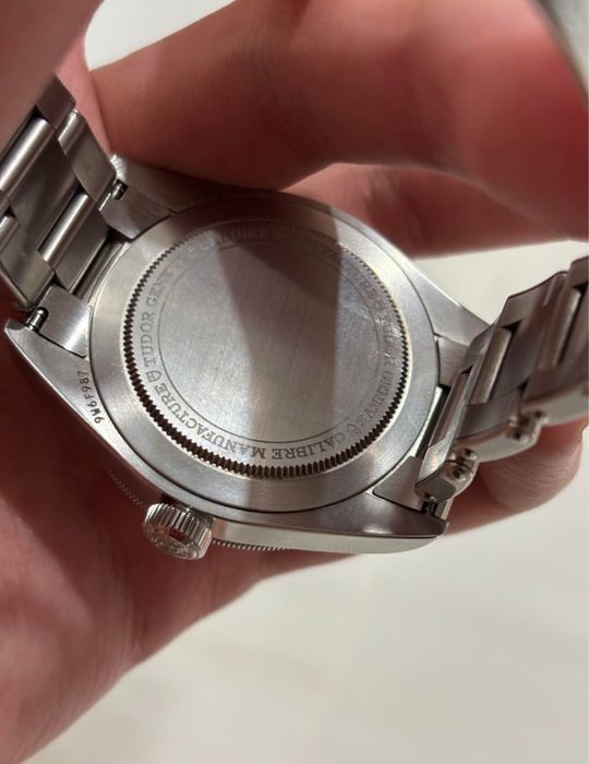 Часовник Tudor BB58