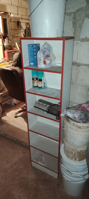 Магазинге полкілер бар