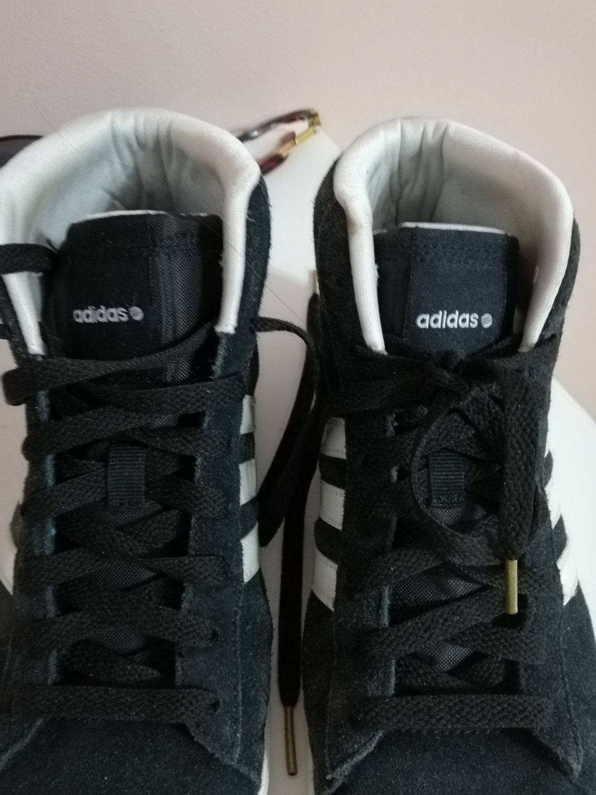 Оригинални кецове Adidas