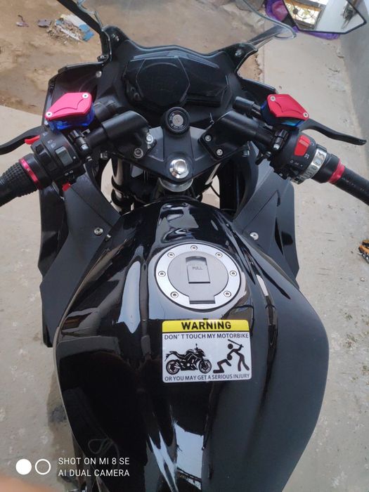 Yamaha R3 Electro bike (Black)