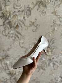 Свадебный обувь