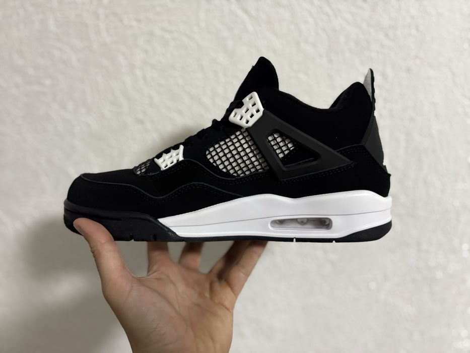 Jordan 4 White Tunder
