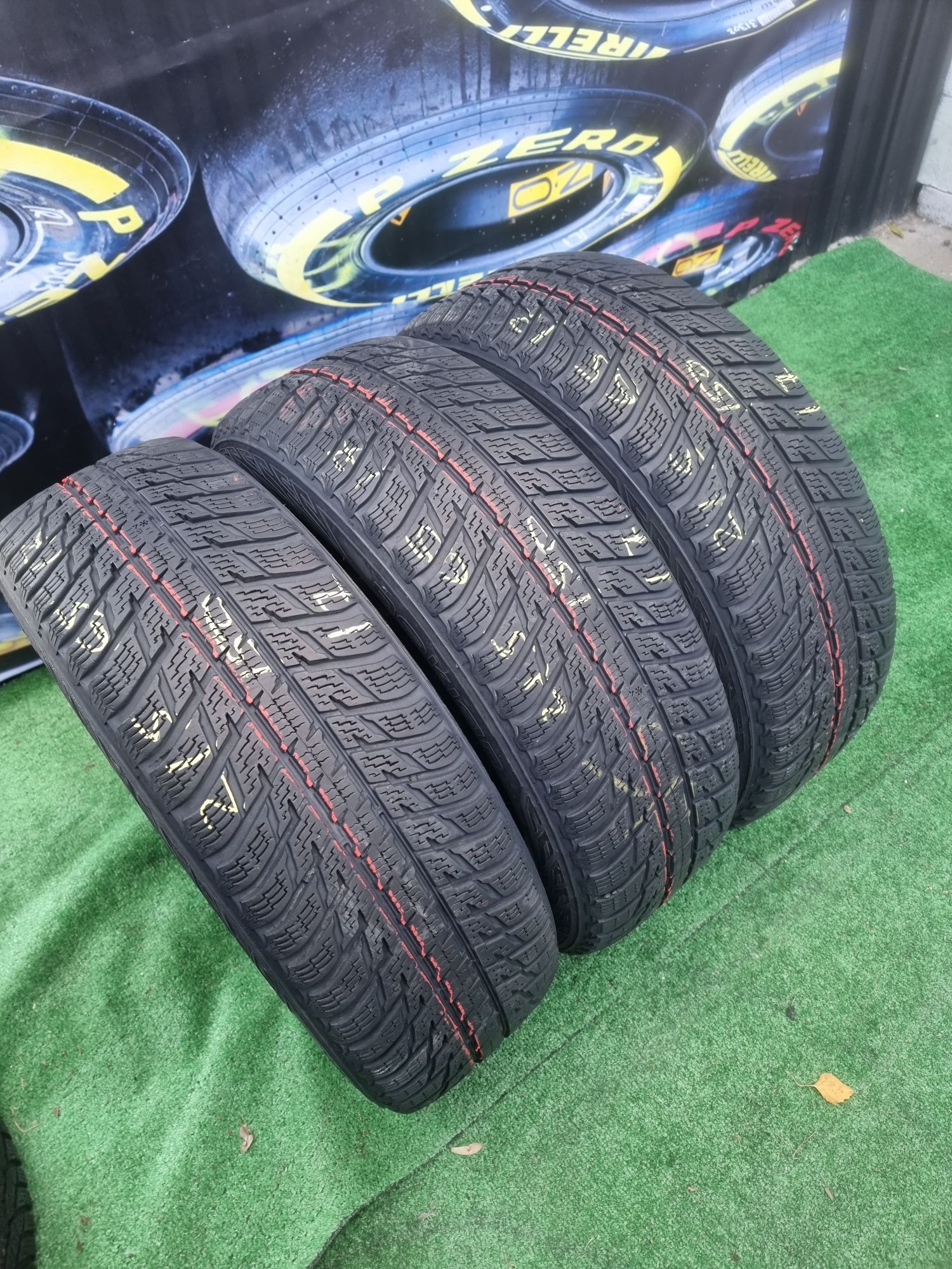 215.65.17 nokian m+s 3 buc