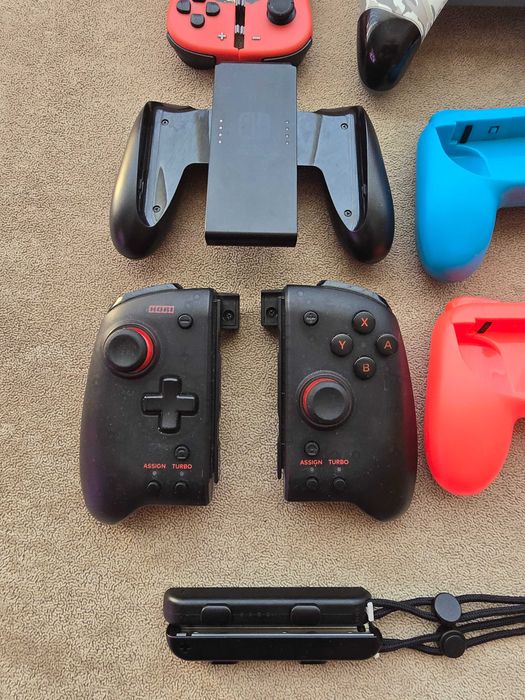 Nintendo Switch джойкони HORI PAD